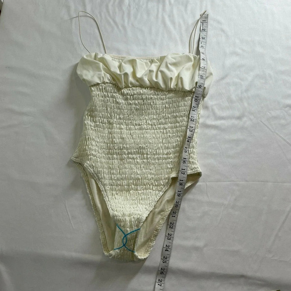 ASOS DESIGN shirred body swimsuit in cream Spaghetti straps Brief cut Size 4 - Picture 6 of 6